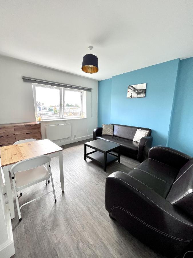 Modern 2 Bed Flat Close To Shoreditch / Free Wi-Fi ลอนดอน ภายนอก รูปภาพ