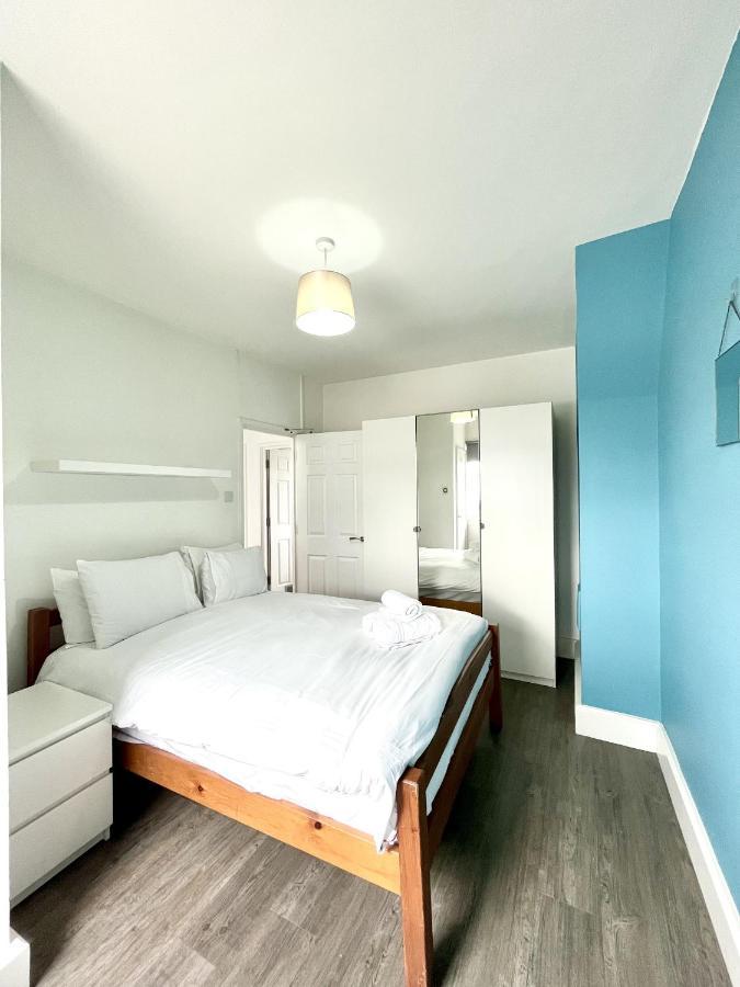 Modern 2 Bed Flat Close To Shoreditch / Free Wi-Fi ลอนดอน ภายนอก รูปภาพ